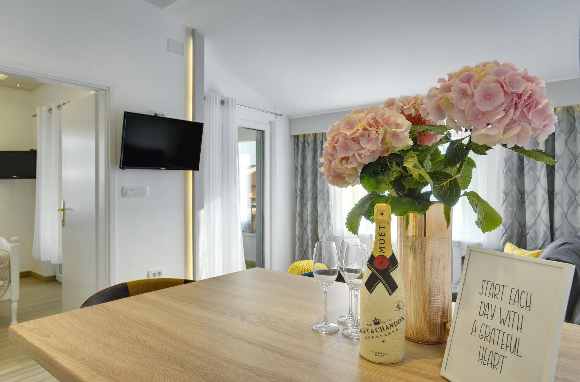 Apartments Zanetti 3 プーラ エクステリア 写真